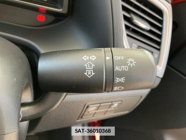 Mazda AXELA SPORT 2017-01 7822056-15