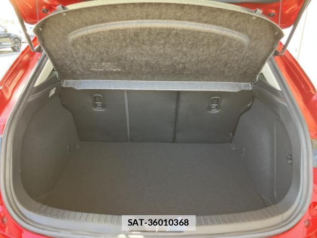 Mazda AXELA SPORT 2017-01 7822056-7