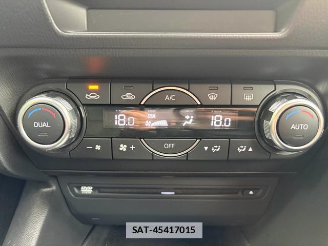 Mazda AXELA 2017-12 7812714-10
