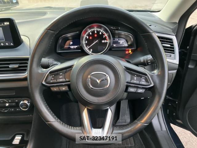 Mazda AXELA 2016-09 7821758-14