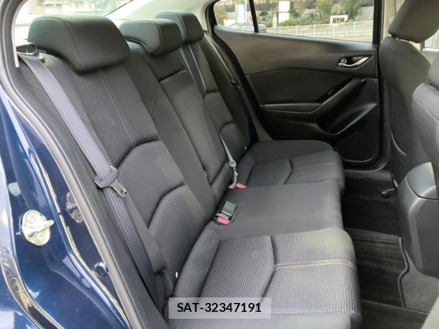 Mazda AXELA 2016-09 7821758-4