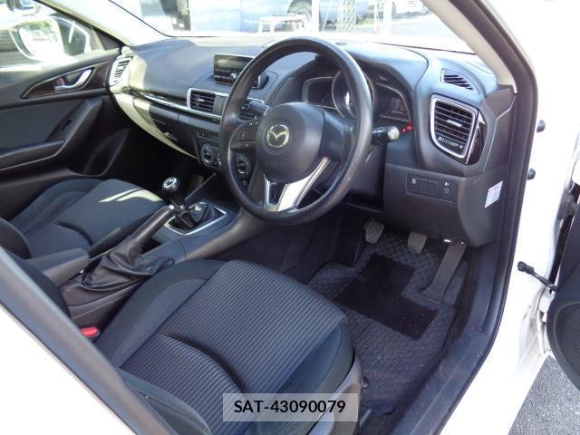 Mazda AXELA 2015-10 7822955-12