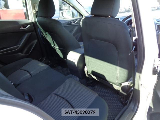 Mazda AXELA 2015-10 7822955-16