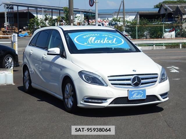 Mercedes Benz B-CLASS 2012-08 7812042-11