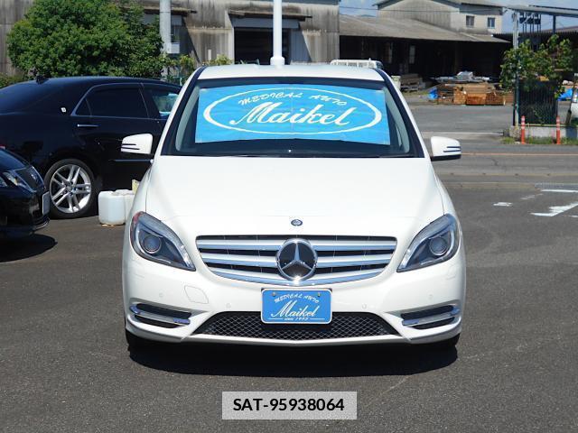 Mercedes Benz B-CLASS 2012-08 7812042-9