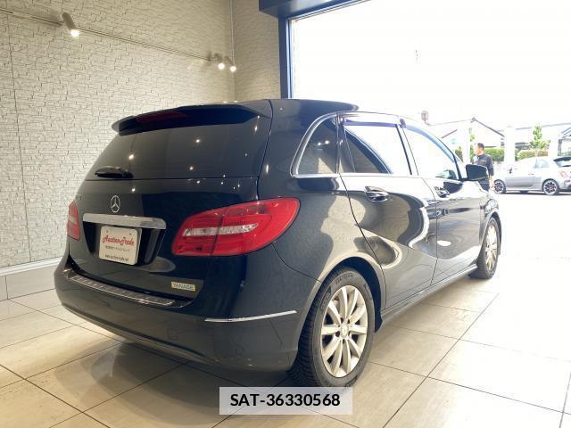 Mercedes Benz B-CLASS 2013-02 7814664-1