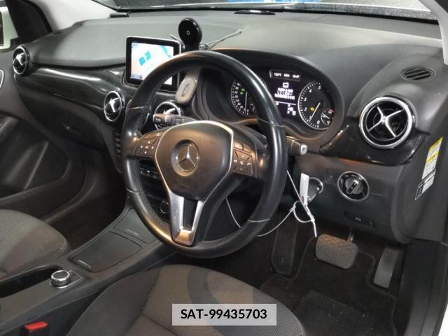 Mercedes Benz B-CLASS 2013-05 7814902-2