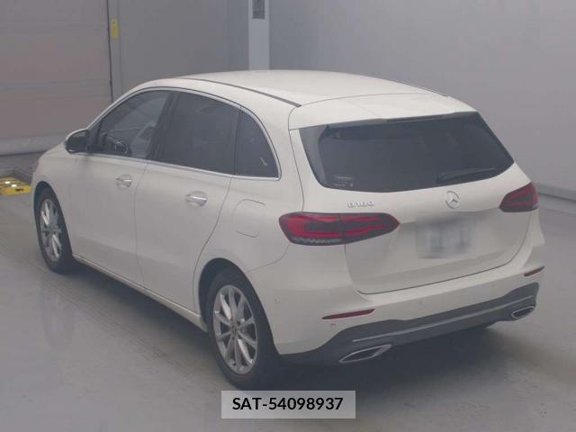 Mercedes Benz B-CLASS 2021-05 7815166-1
