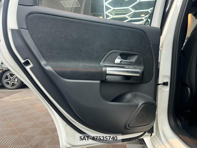 Mercedes Benz B-CLASS 2019-11 7816873-2
