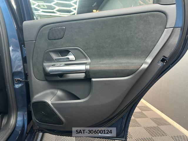 Mercedes Benz B-CLASS 2019-11 7816935-14