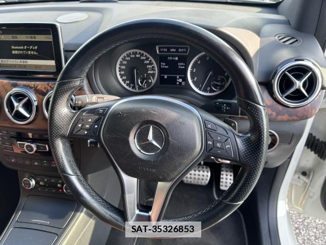 Mercedes Benz B-CLASS 2012-08 7817886-11