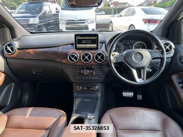 Mercedes Benz B-CLASS 2012-08 7817886-4