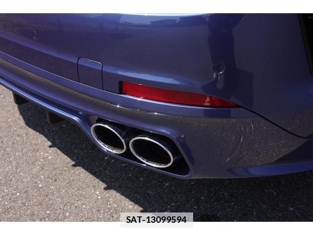 Bmw Alpina B4 2023 7818642-11