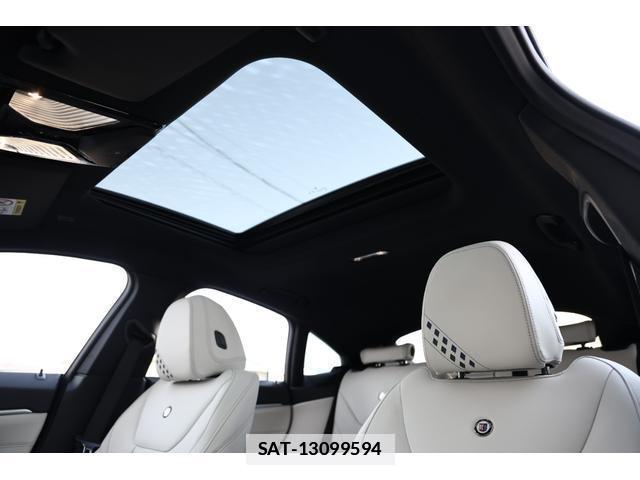 Bmw Alpina B4 2023 7818642-9
