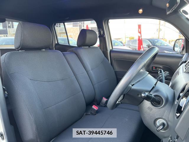 Toyota BB 2010-09 7819109-11