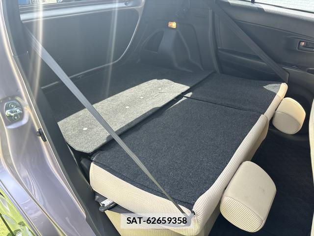 Toyota BB 2009-08 7819899-11