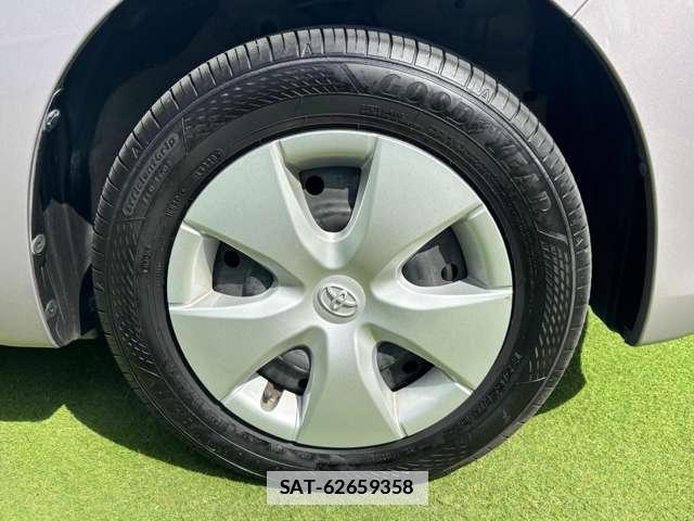 Toyota BB 2009-08 7819899-14