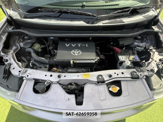 Toyota BB 2009-08 7819899-7
