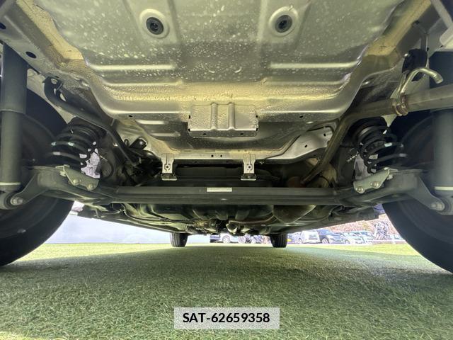 Toyota BB 2009-08 7819899-8