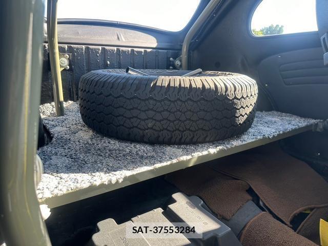 VolksWagen BEETLE 2014-05 7820852-2