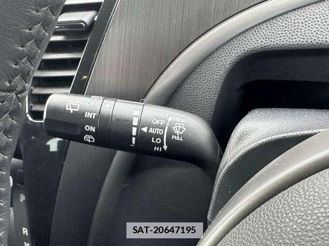 Mazda BIANTE 2013-11 7815899-16