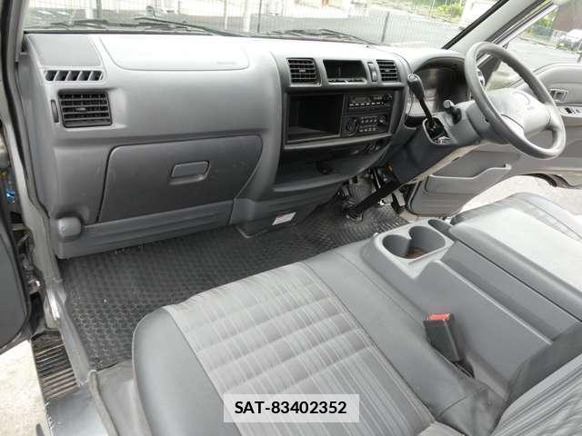 Mazda BONGO VAN 2016-10 7812991-15