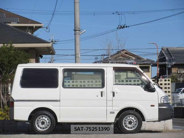 Mazda BONGO VAN 2011-12 7813542-13