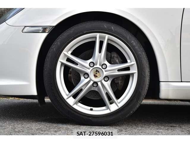 Porsche BOXSTER 2011-04 7819005-16