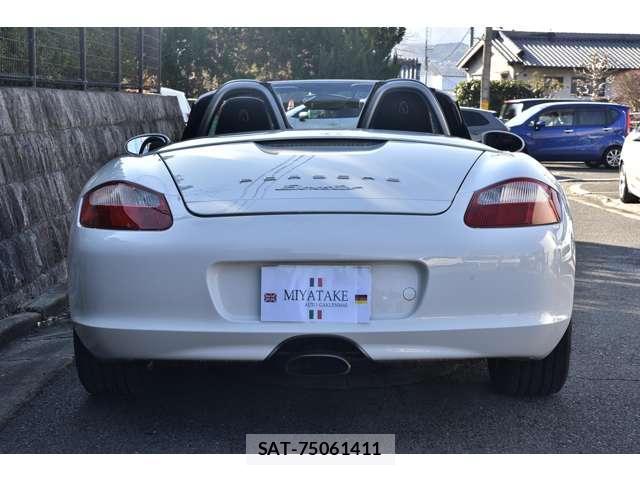 Porsche BOXSTER 2005-03 7819022-12