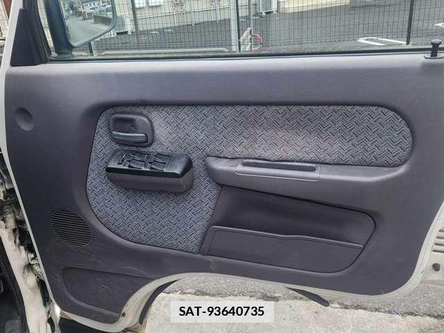 Mitsubishi BRAVO 1995 7813063-15