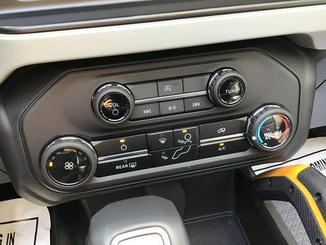 Ford BRONCO 2023 7819468-18