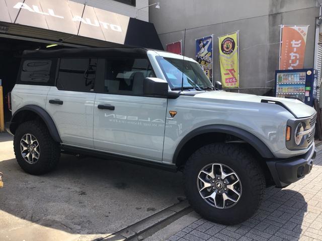 Ford BRONCO 2023 7819468-3