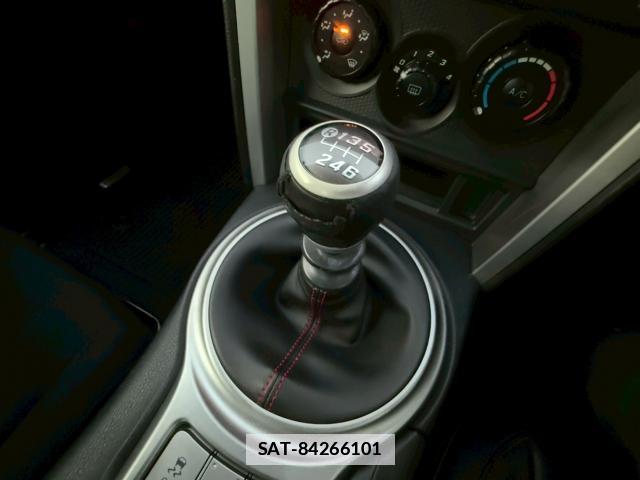Subaru BRZ 2013-11 7812675-17