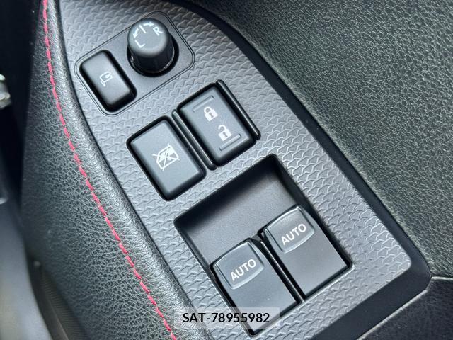 Subaru BRZ 2012-09 7812823-14