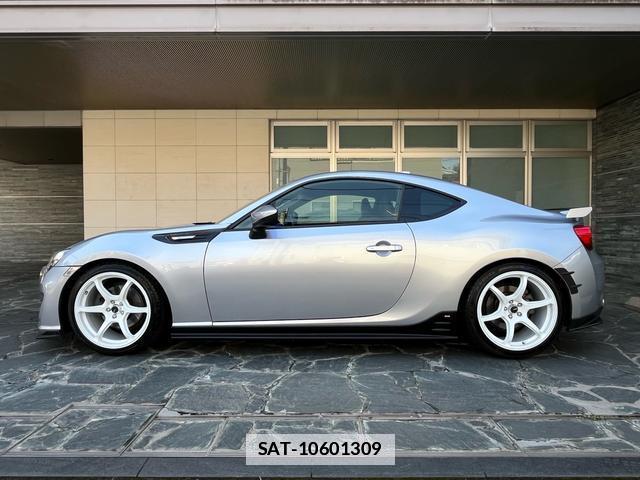 Subaru BRZ 2018-09 7813745-1