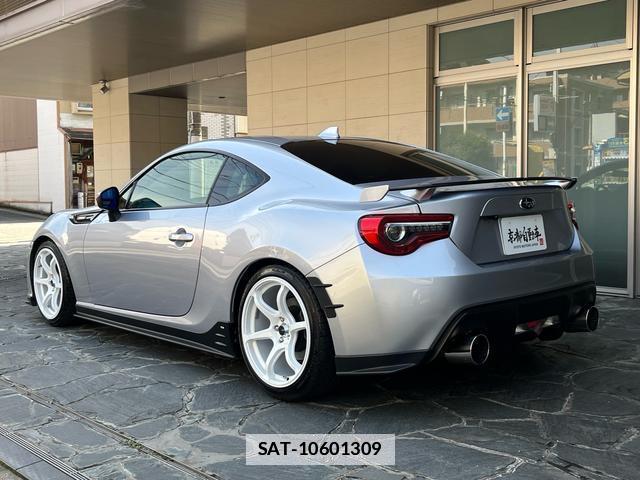 Subaru BRZ 2018-09 7813745-2
