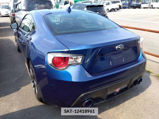 Subaru BRZ 2013-02 7814075-1