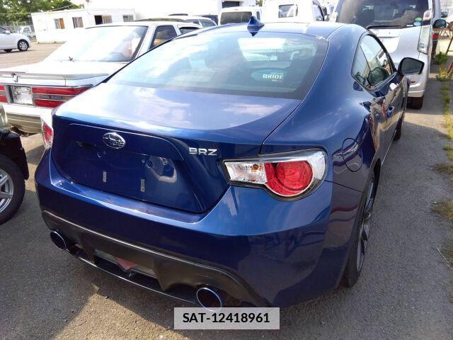 Subaru BRZ 2013-02 7814075-4