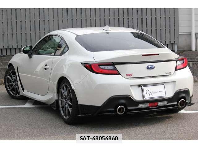 Subaru BRZ 2023-08 7818483-1