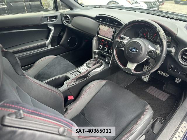 Subaru BRZ 2017-06 7818488-11