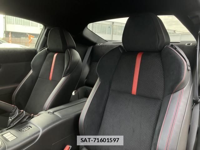 Subaru BRZ 2023-10 7818490-14