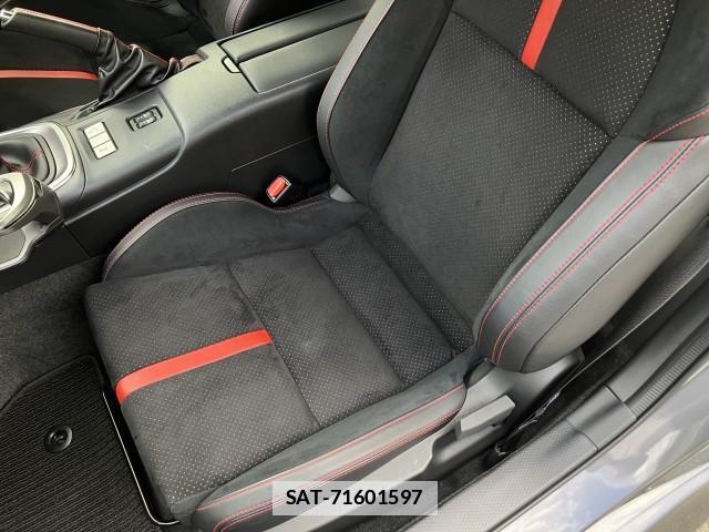 Subaru BRZ 2023-10 7818490-15