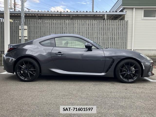Subaru BRZ 2023-10 7818490-4