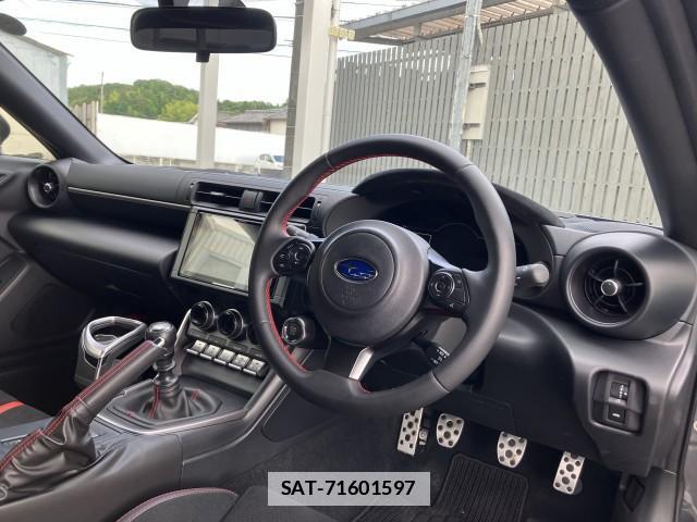 Subaru BRZ 2023-10 7818490-6