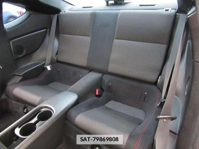 Subaru BRZ 2013-03 7819565-10