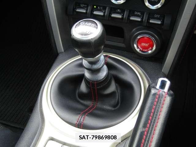 Subaru BRZ 2013-03 7819565-8