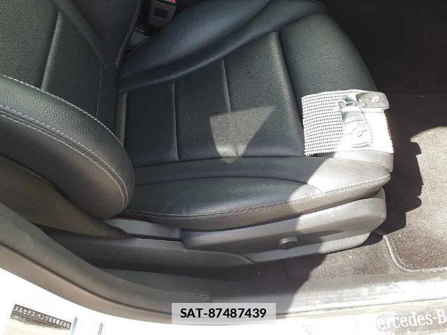 Mercedes Benz C-CLASS 2021-03 7814924-7