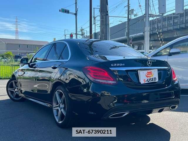 Mercedes Benz C-CLASS 2016-08 7815568-15