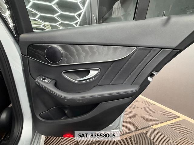 Mercedes Benz C-CLASS 2018-12 7816868-15
