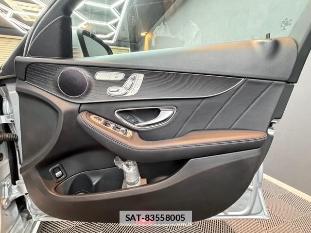 Mercedes Benz C-CLASS 2018-12 7816868-2